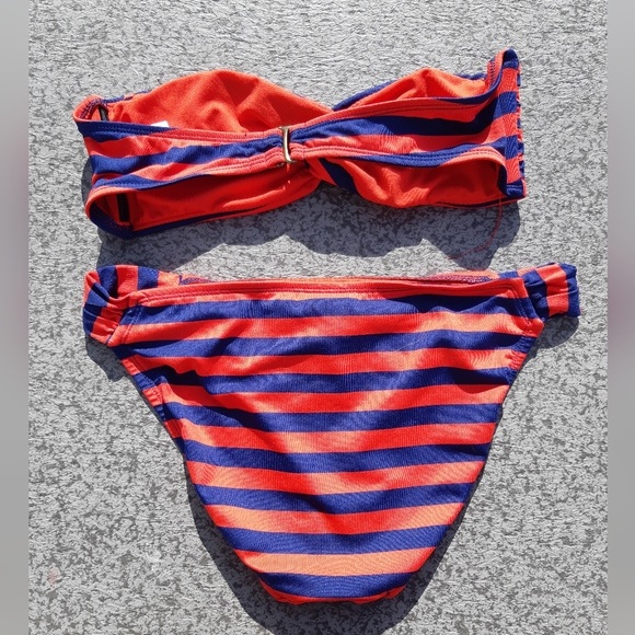 Bikini Set - Picture 6 of 12